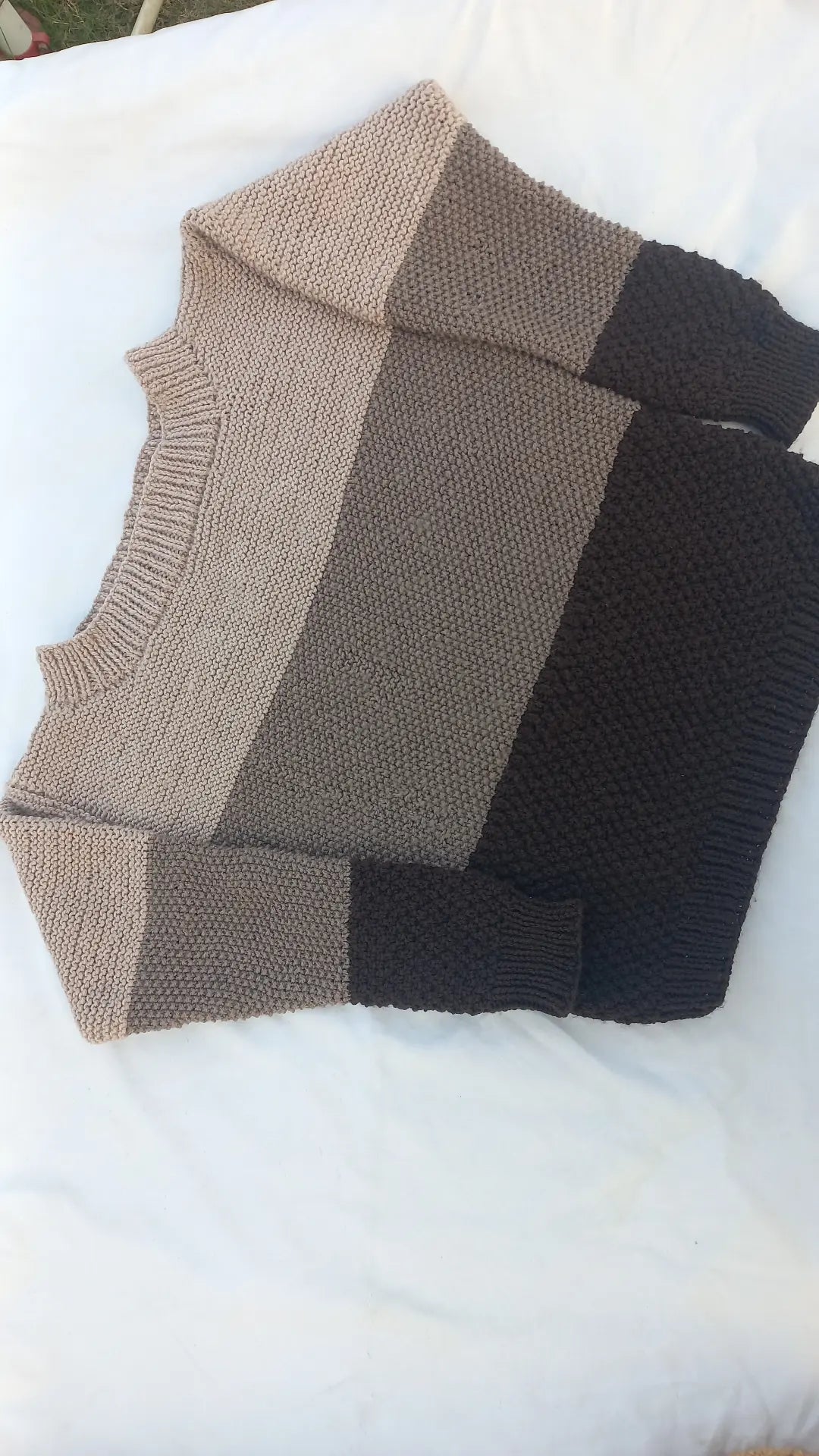 Coffee and latte jumper