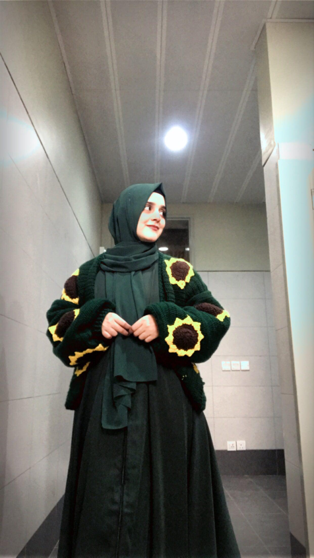 Sunflower Cropped cardigan