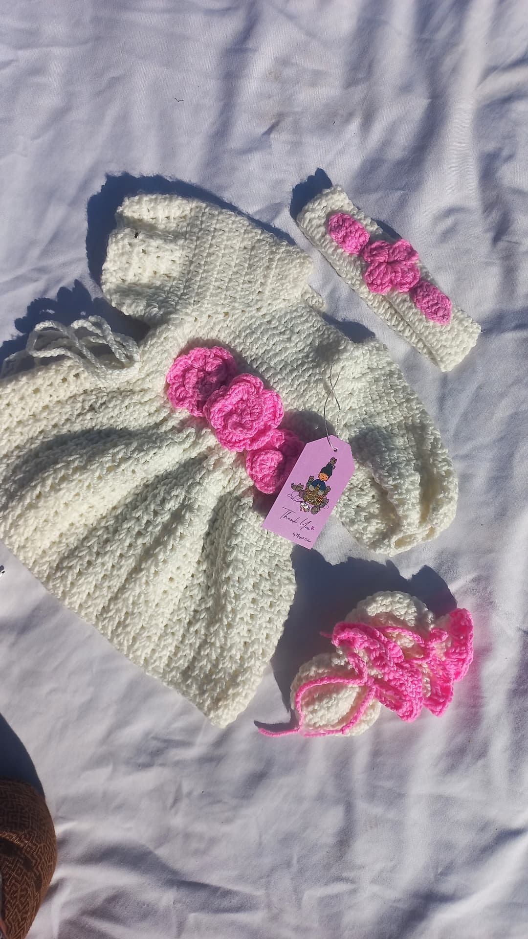Offwhite floral baby set