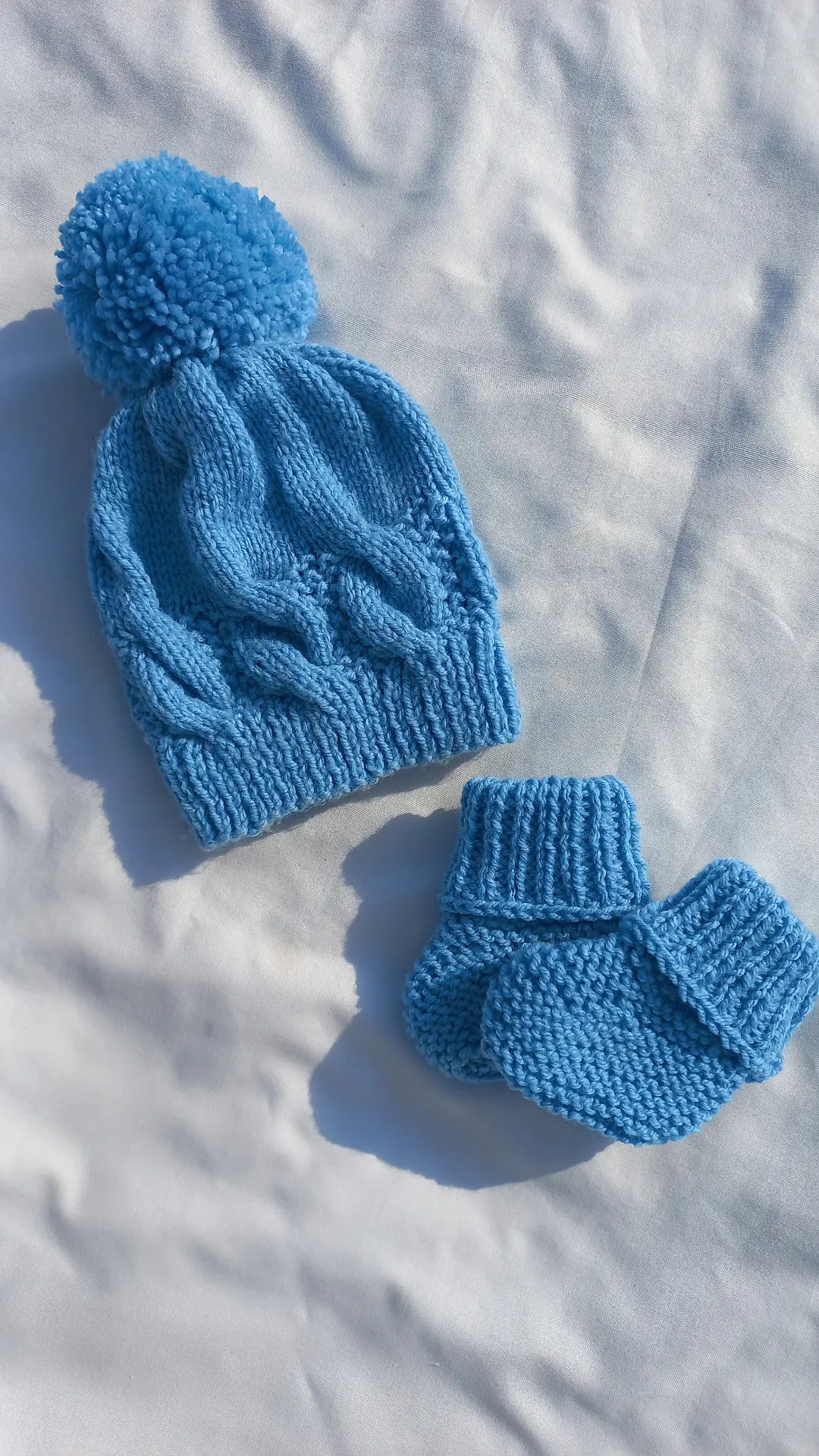 Cap & Booties Set