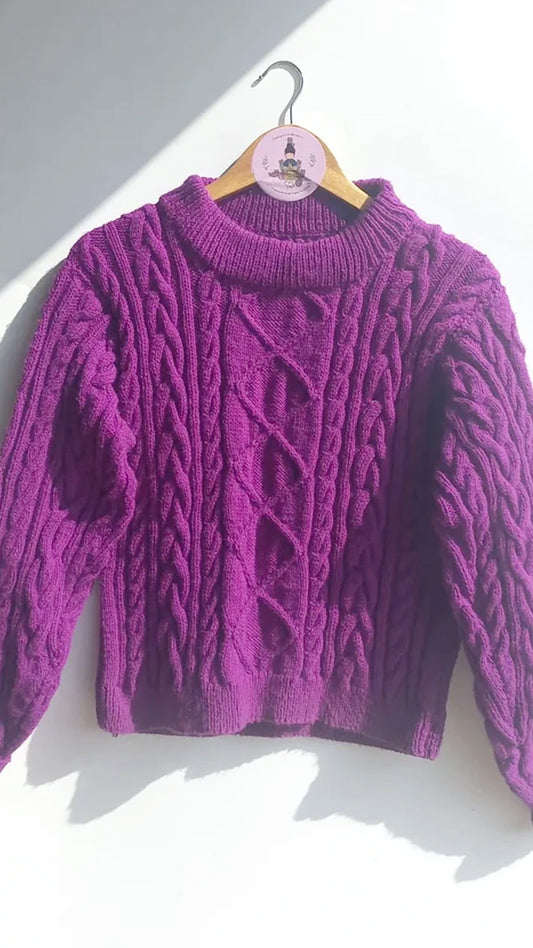 Cabled pullover