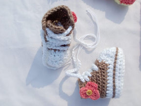 Baby converse set