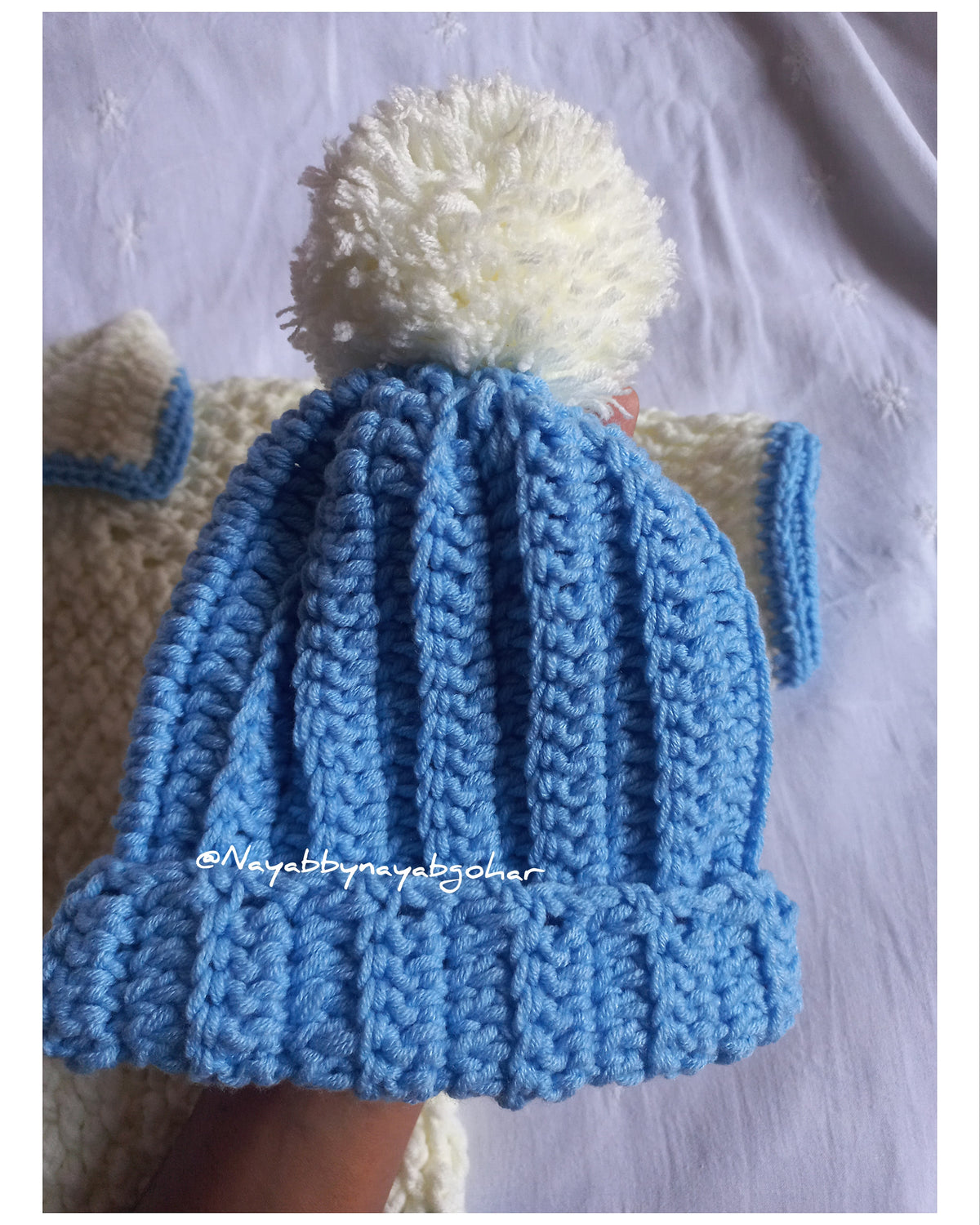 Alpine sweater set