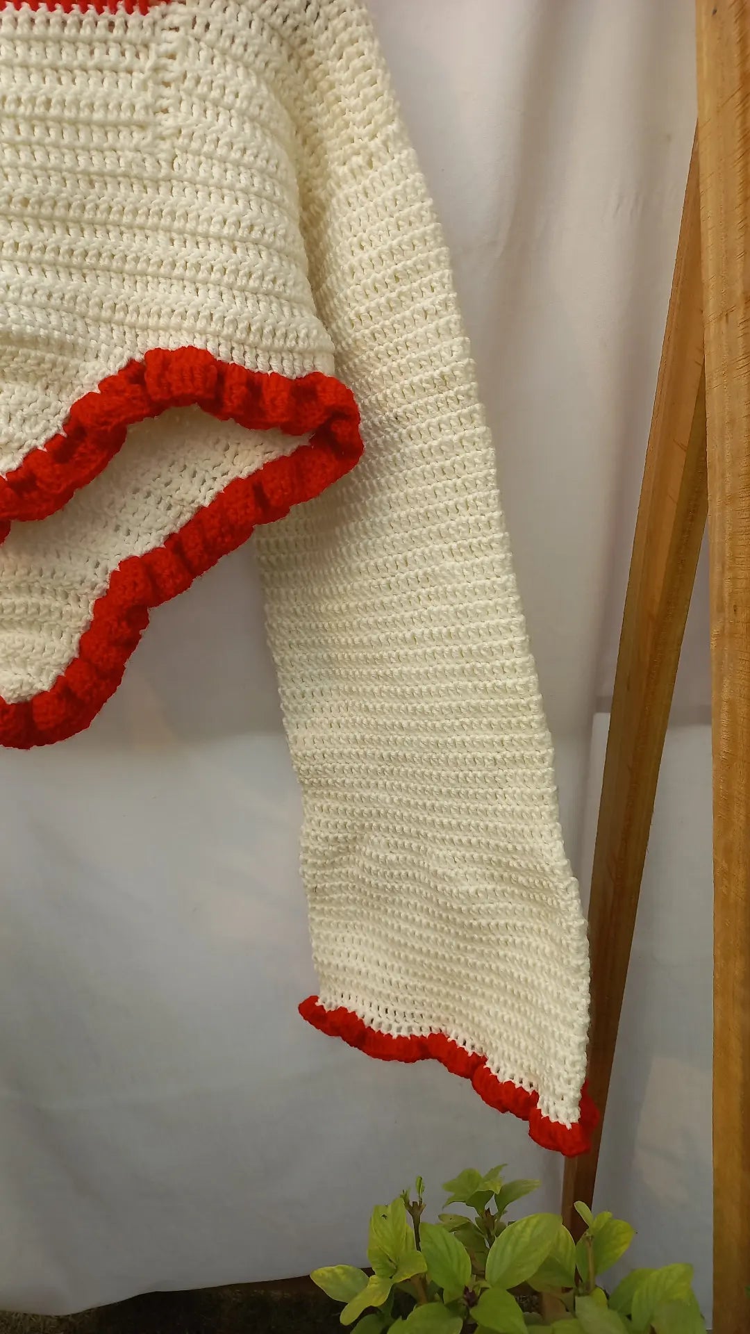 Heart-frills croptop