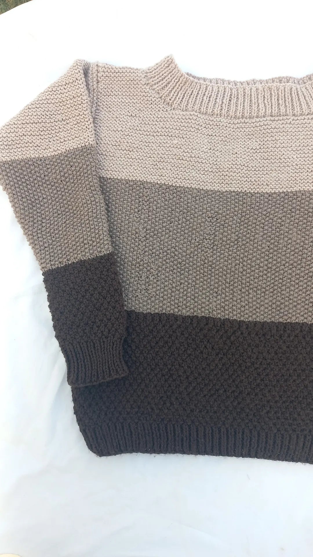 Coffee and latte jumper