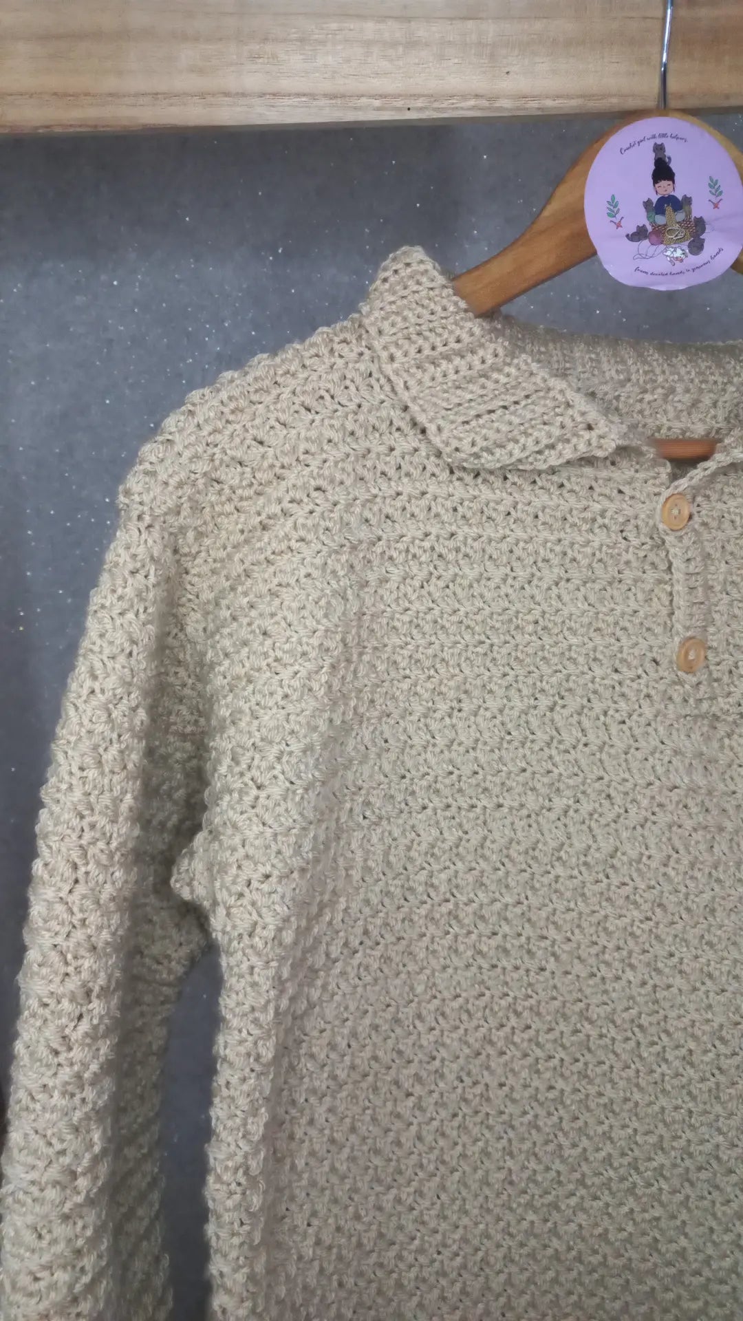 Beige Collared pullover/Jumper