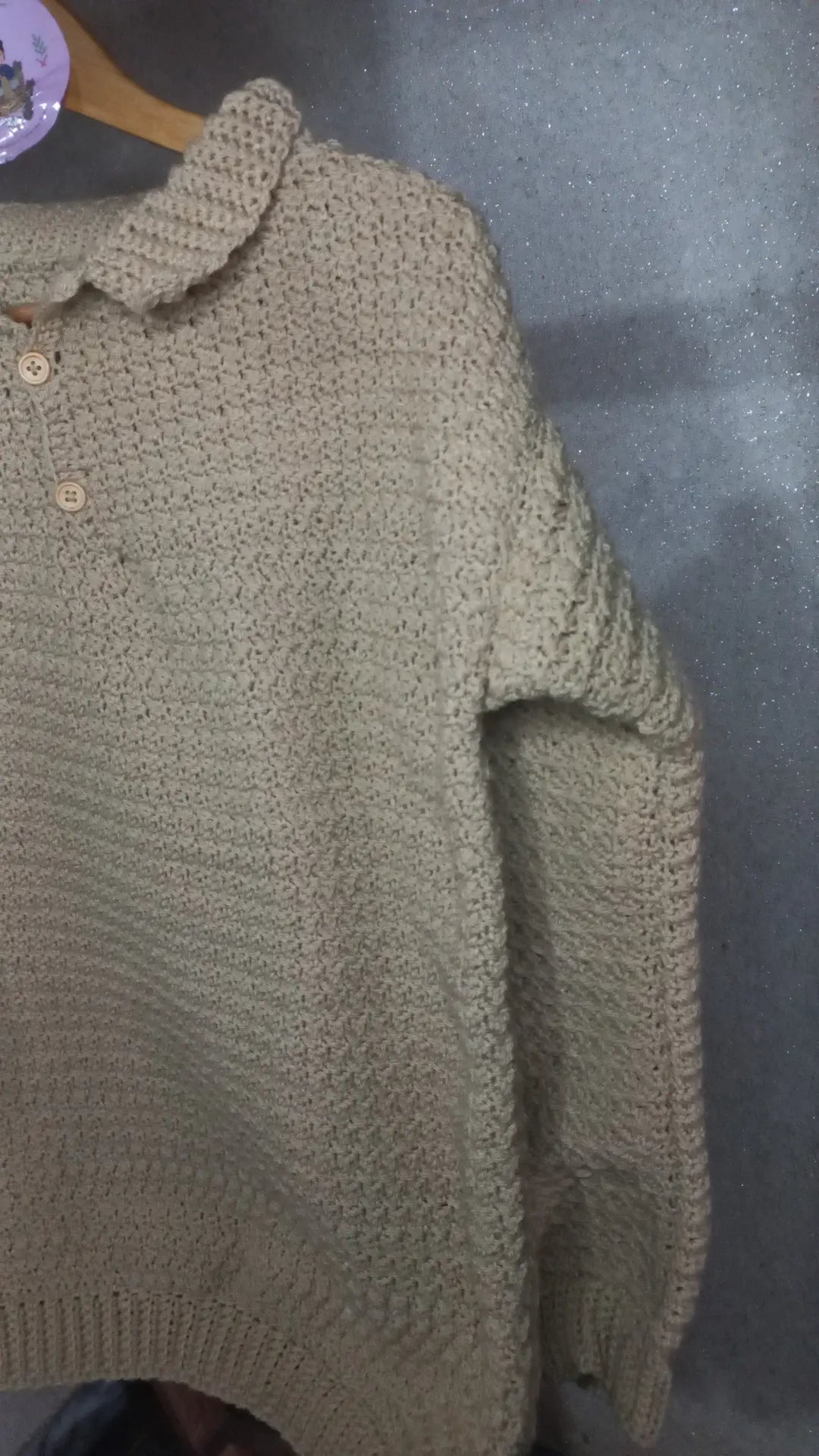 Beige Collared pullover/Jumper