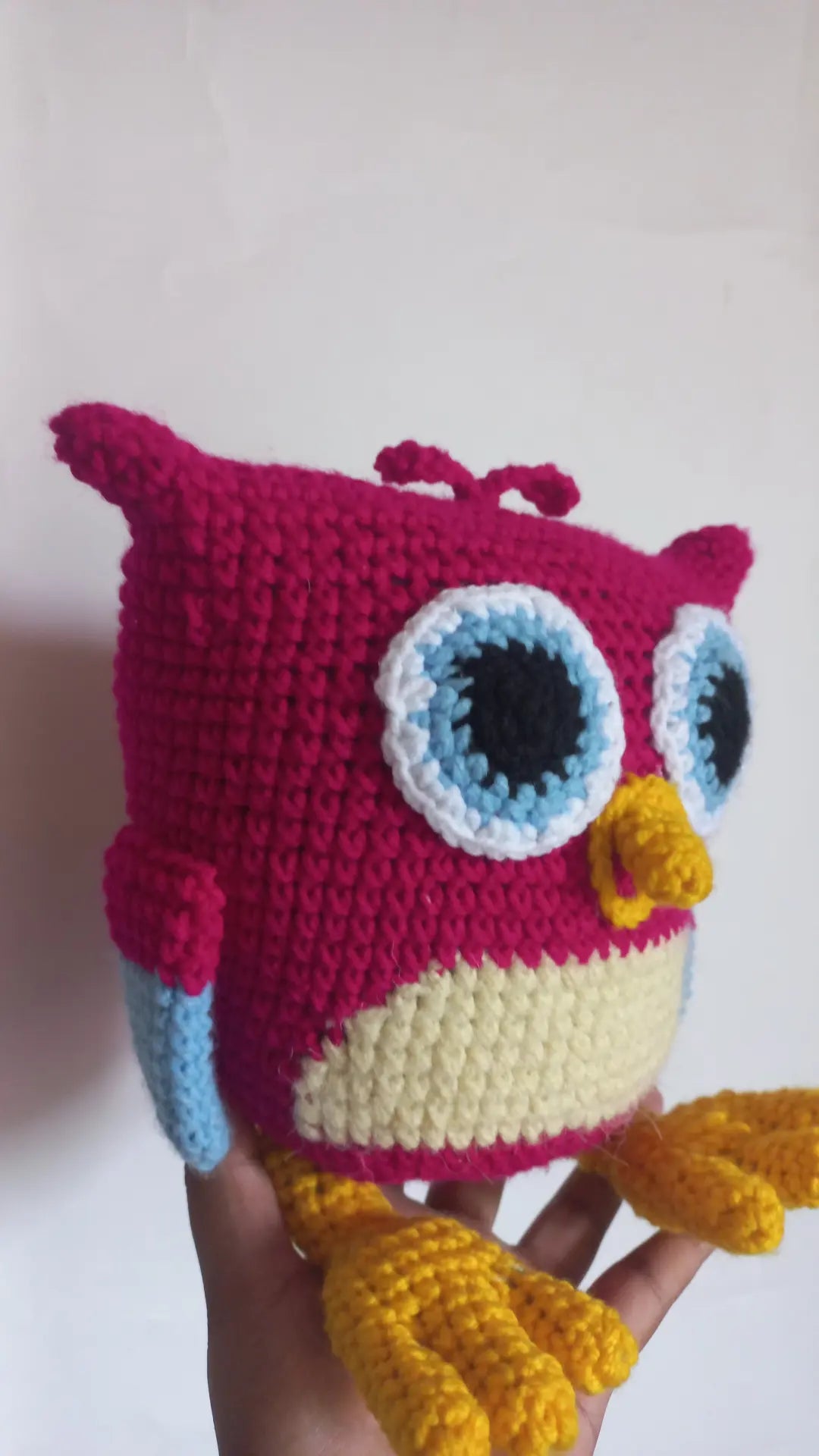Hop hop the owl