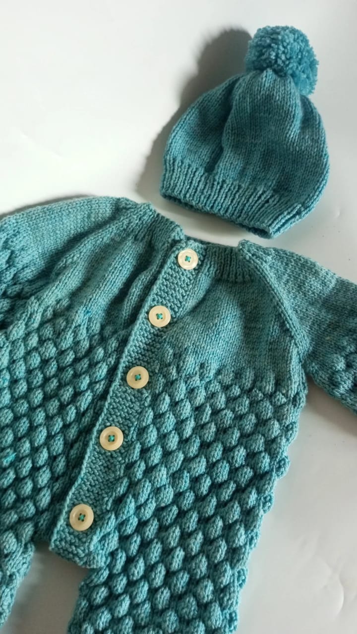 Bubble romper set in soft turquoise.