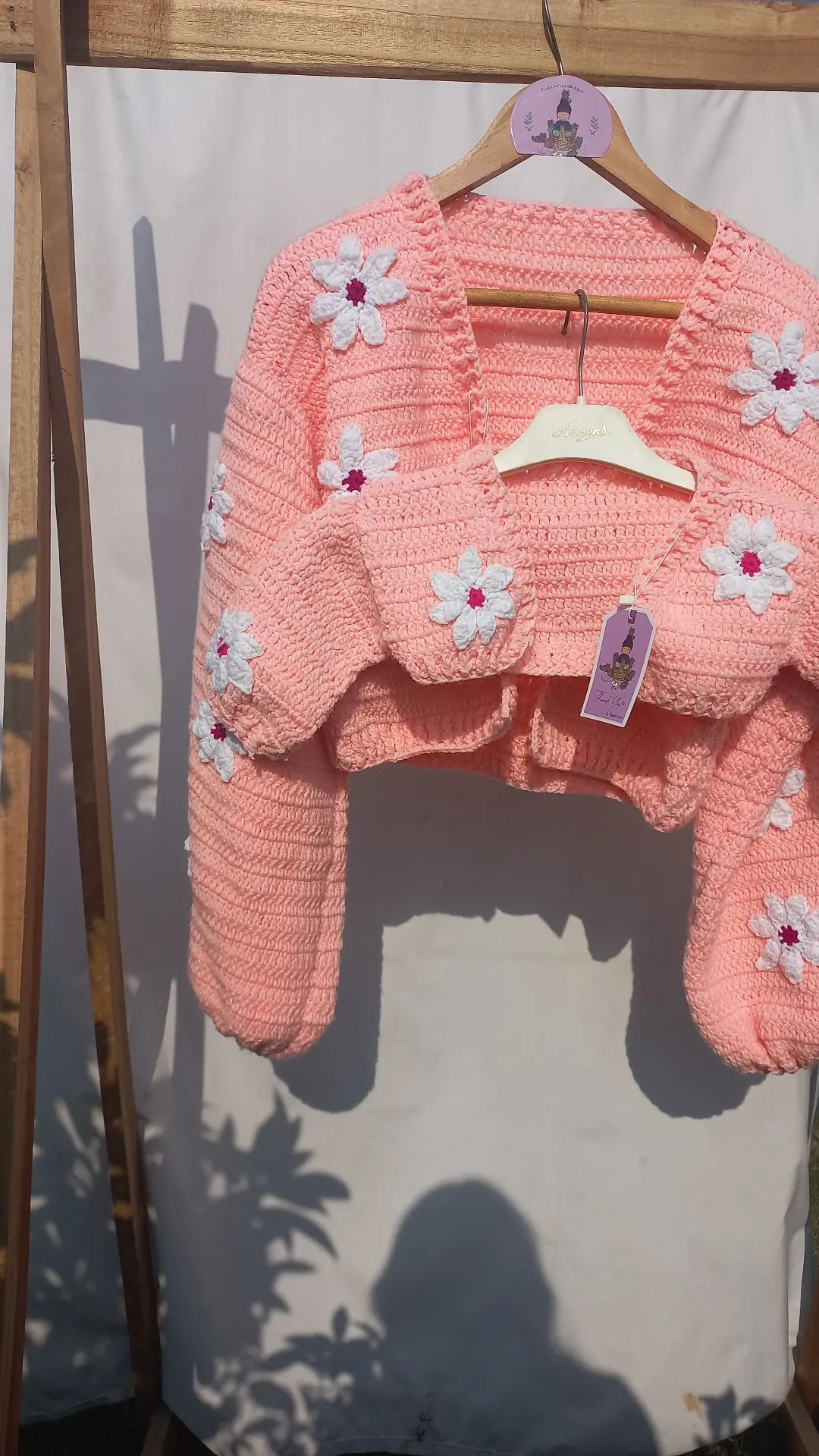 Peach Pointed Daisy Cardigan