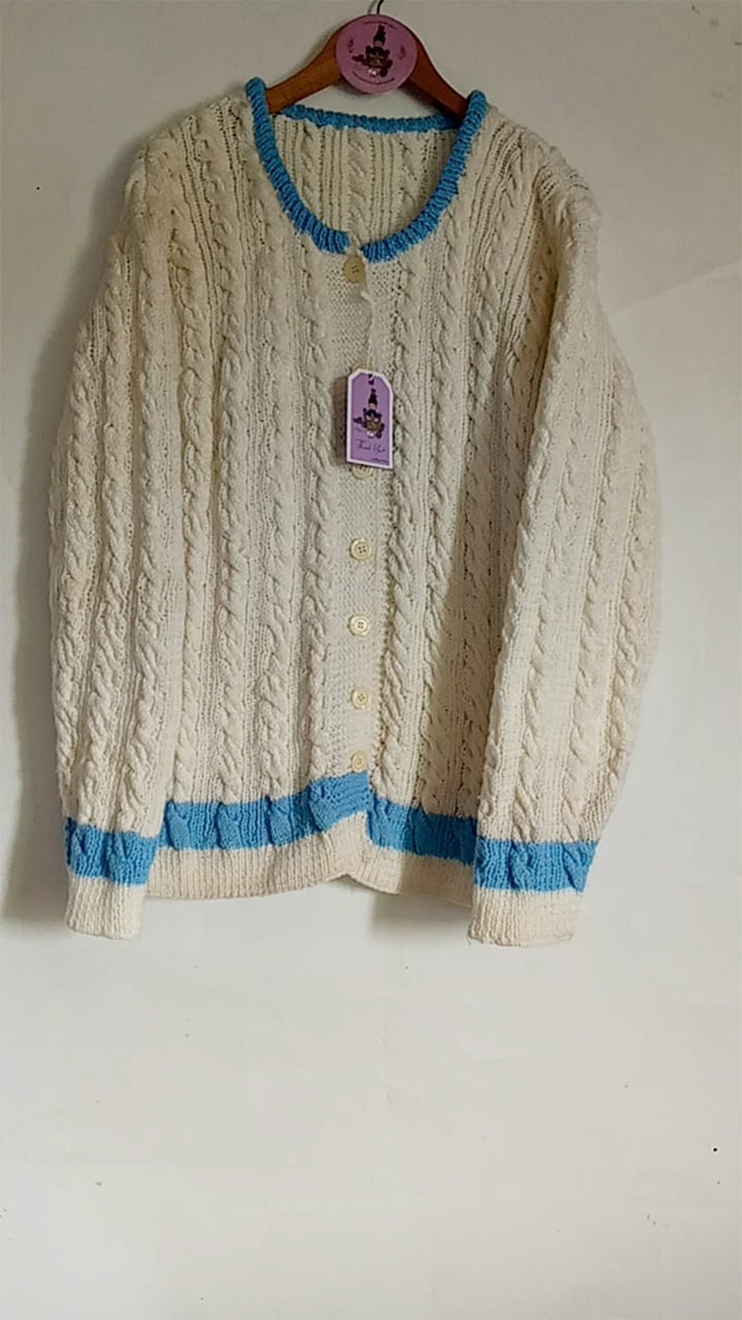 Cabled offwhite cardigan