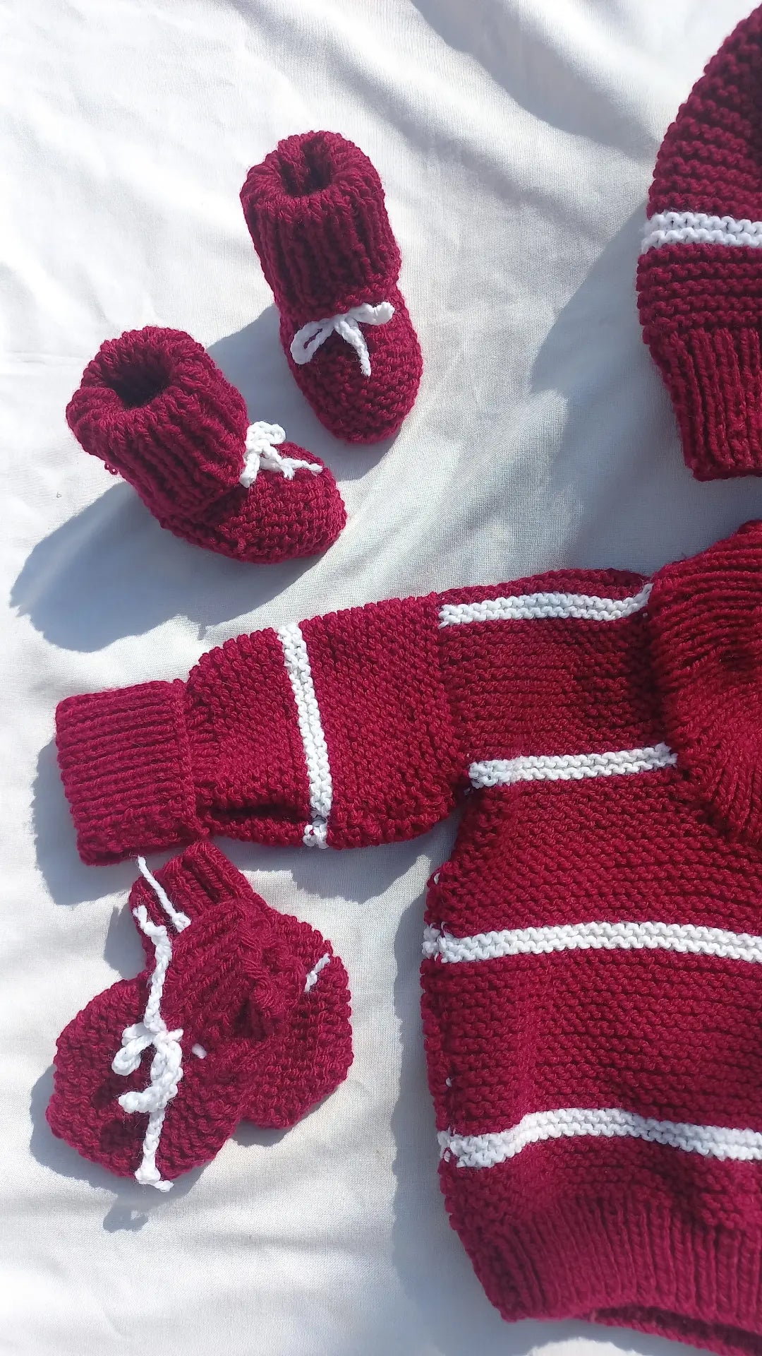 Maroon purl set