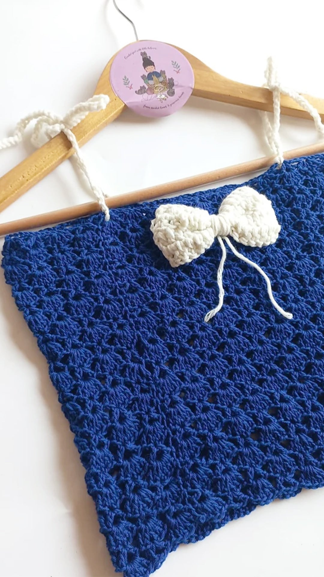 Spaghetti strap croptop